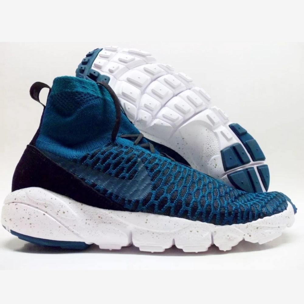 NIKE AIR FOOTSCAPE MAGISTA FLYKNIT FC